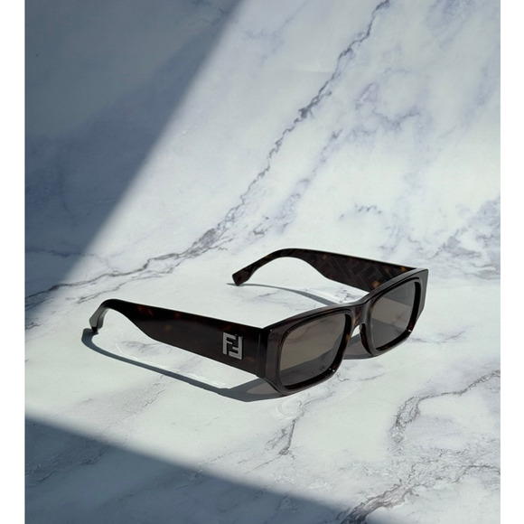 NEW Fendi FE40144I Brown Unisex Sunglasses main image 8